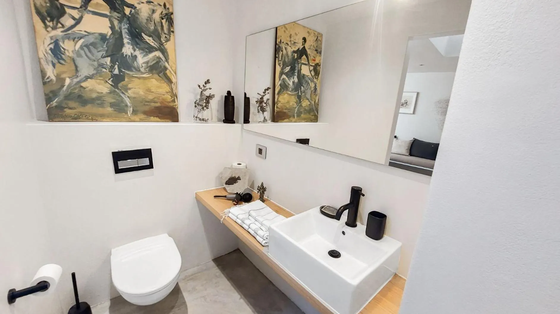 Stylish Studio Apartment In The Heart Of Le Cap